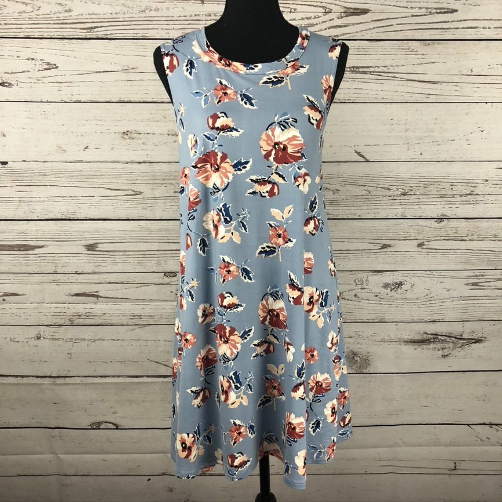 NWOT VERY SOFT Flowy Blue Floral Sleeveless Dress